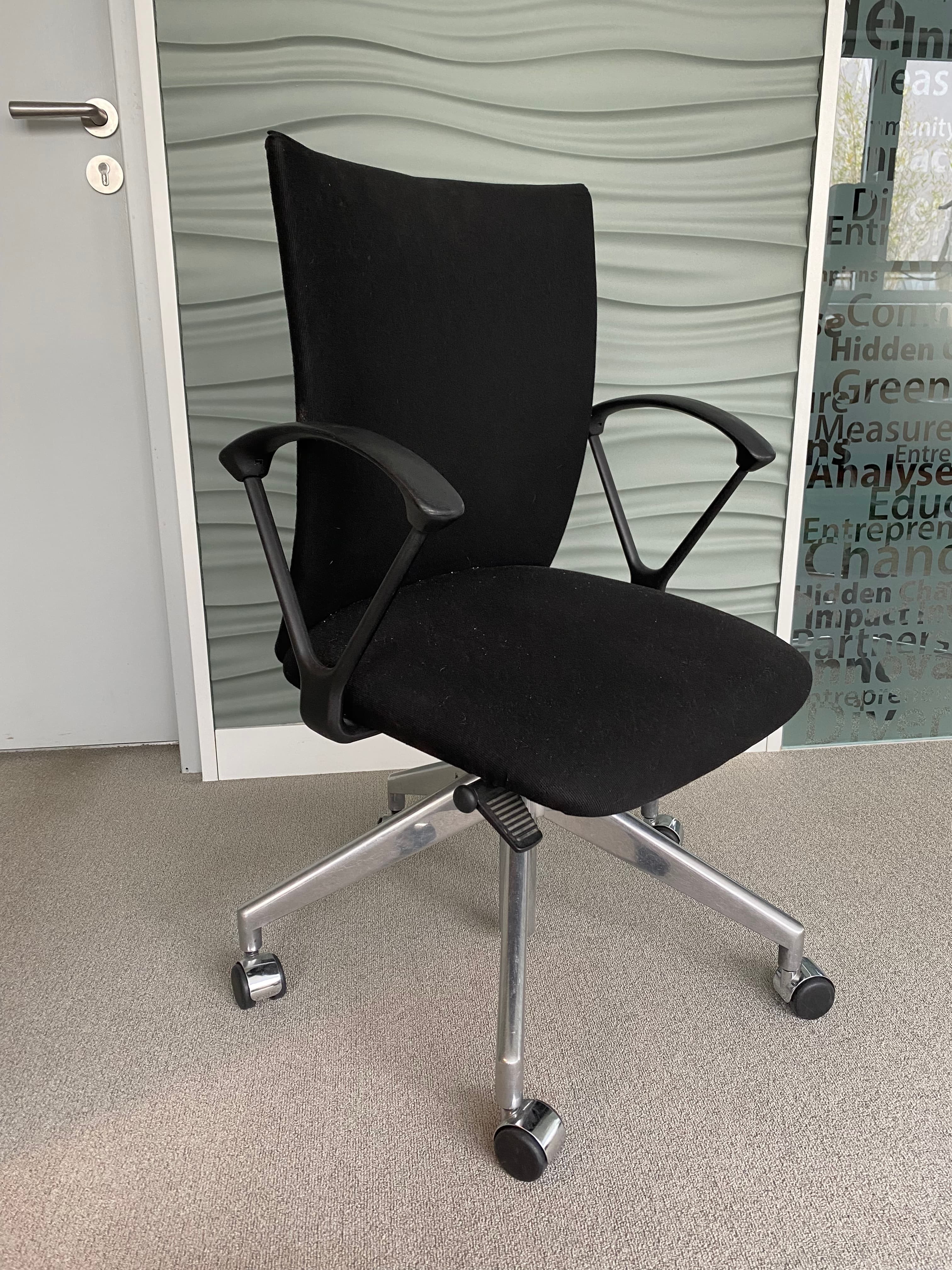 1 Fröscher Bürodrehstuhl