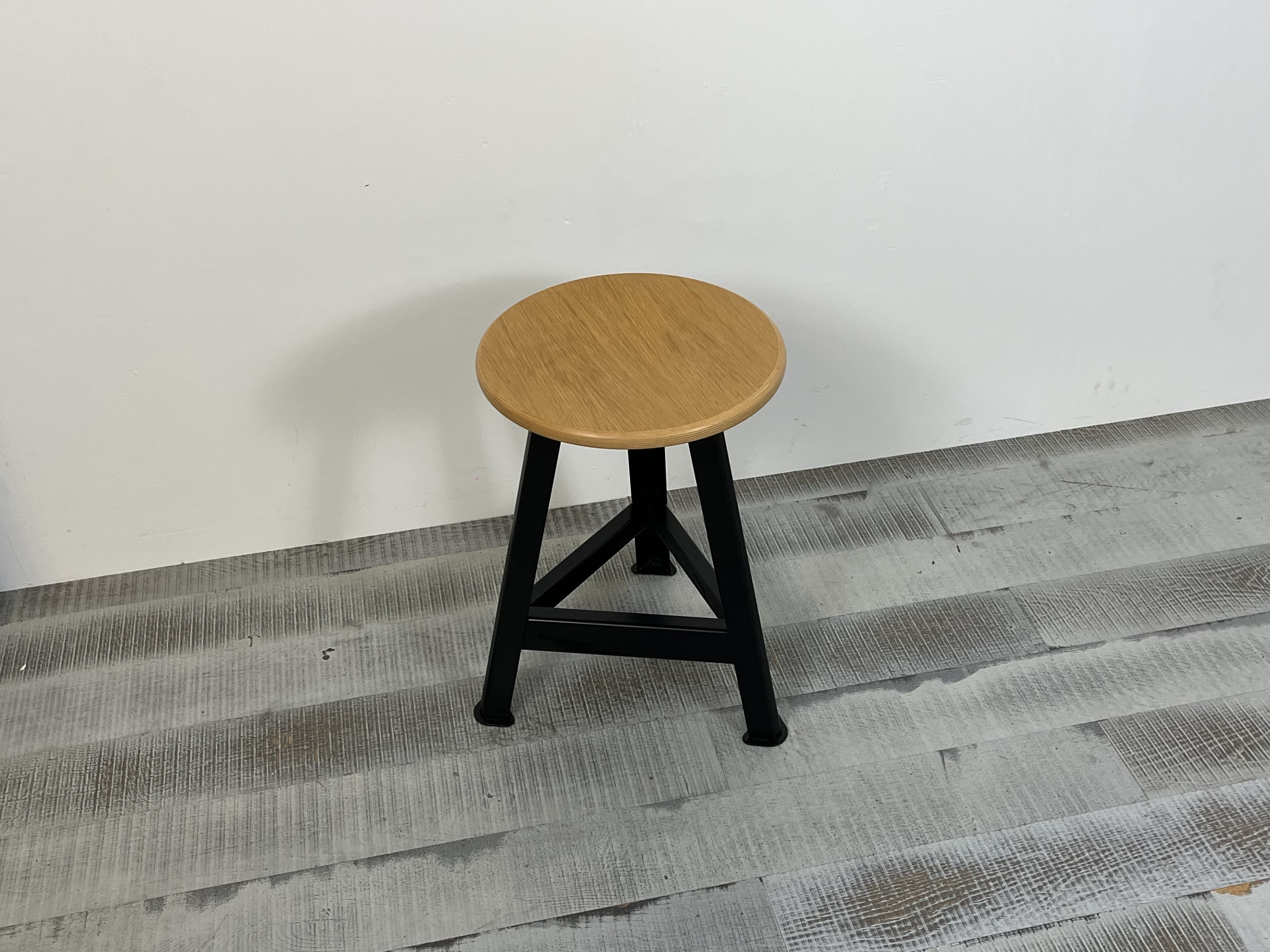 1 Ply Hocker