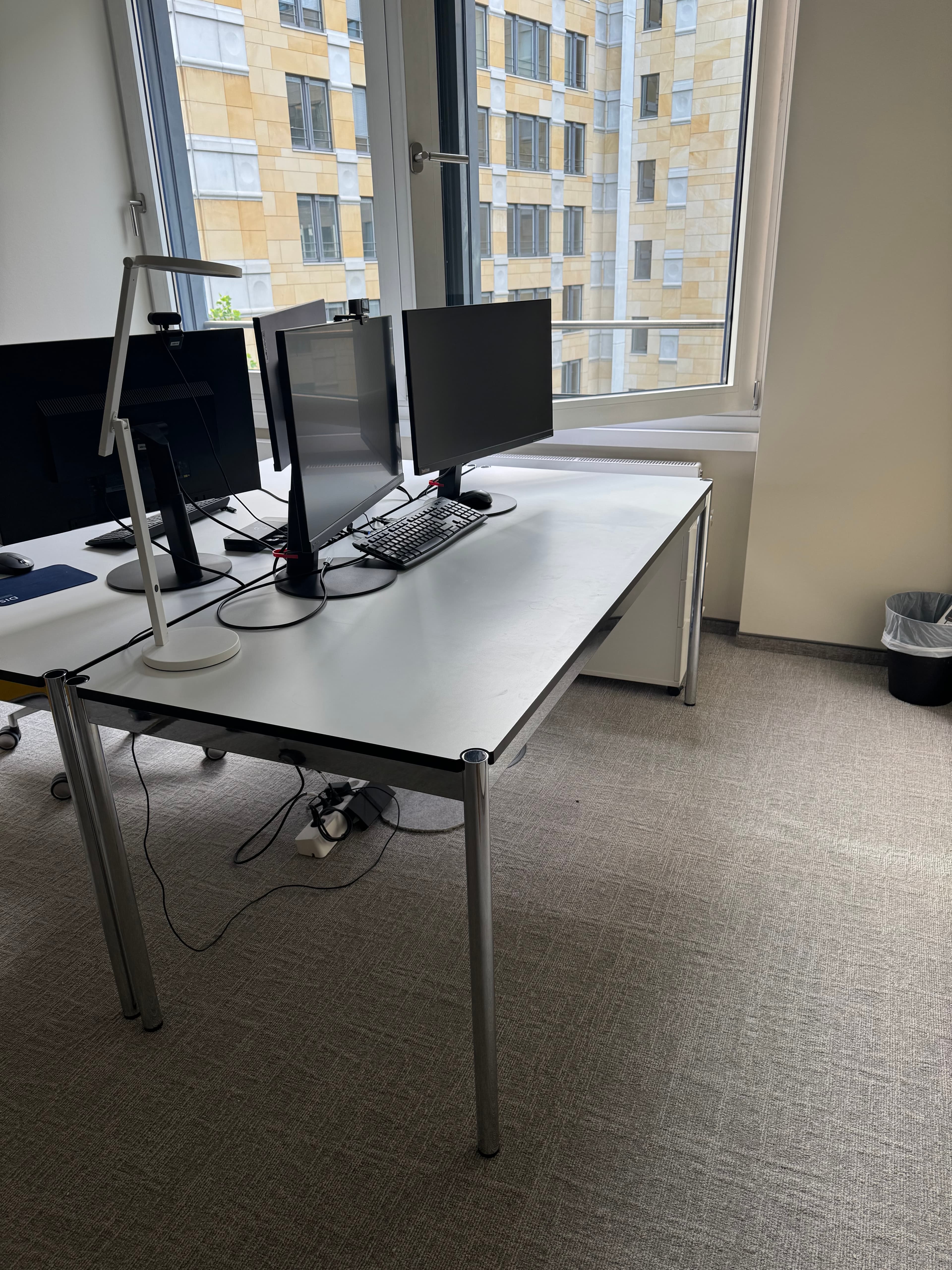 USM Haller Tisch – Bild 1